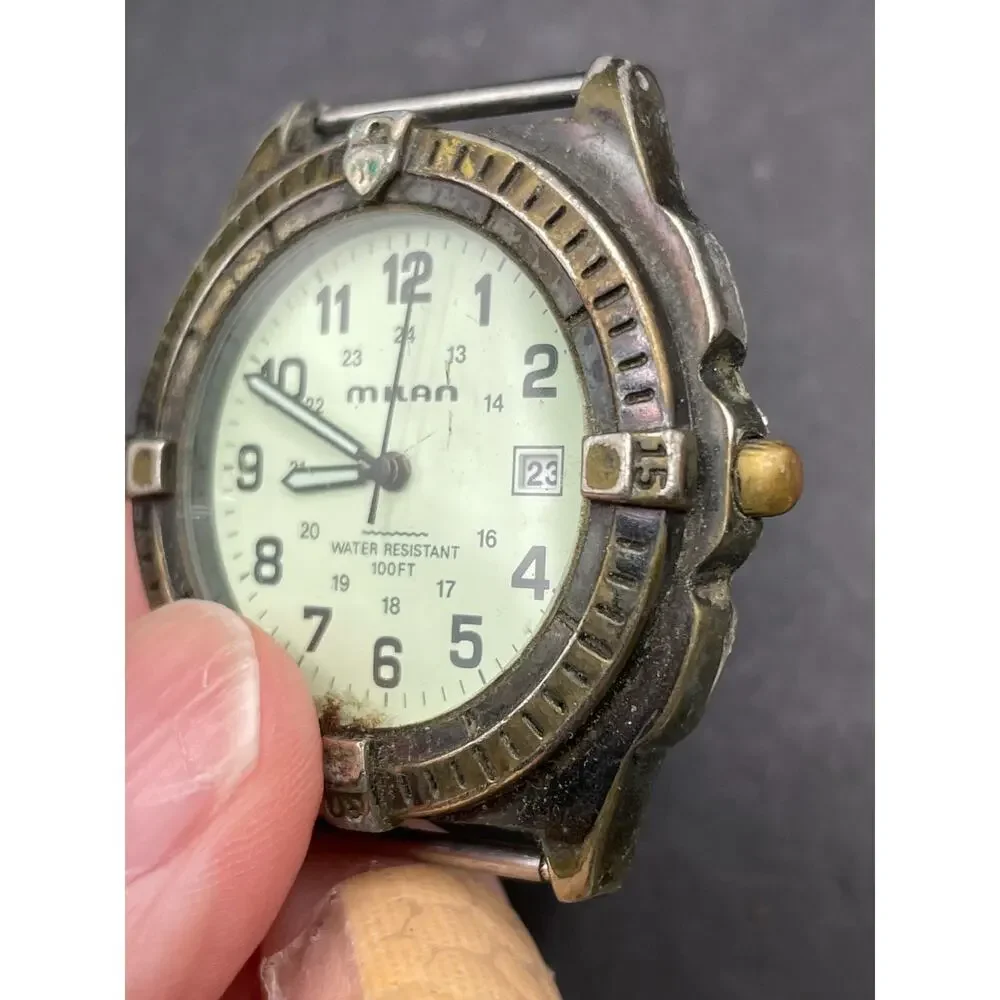 Vintage Milan Quartz Watch Men's Bronze Tone Fixed Bezel MLN810 37MM 100ft